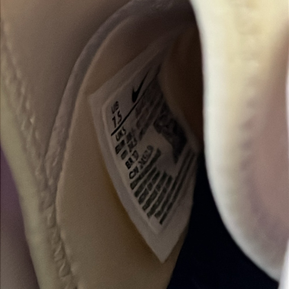 NIKE Flare 2 Hard Court Shoe 7.5 - Picture 3 of 8